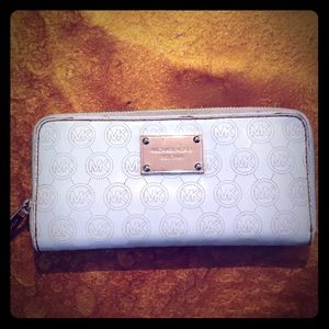 MICHAEL KORS continental zip wallet